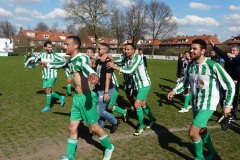 Groen-Wit-Kampioen-4e-klasse-03-04-2016-Foto-Corne-Wijnings-11