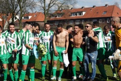 Groen-Wit-Kampioen-4e-klasse-03-04-2016-Foto-Corne-Wijnings-16