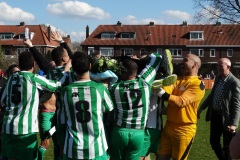 Groen-Wit-Kampioen-4e-klasse-03-04-2016-Foto-Corne-Wijnings-6