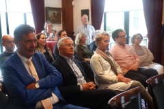 Muurschildering-Aogse-Markt-overgedragen-Frans-van-Veen-18-05-2017-Foto-Corne-Wijnings-1