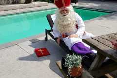 Kroostoord-Sinte-maerte-1-Sinterklaas-bij-zwembad-25-05-2018-Foto-Corne-Wijnings-1