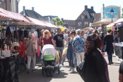Vrijmarkt-Braderie-06-05-2018-Foto-Ron-Schouwenaar-2-01