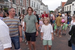 Avondvierdaagse-aankomst-03-06-2022-Foto-Ron-Schouwenaar-100