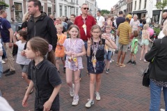 Avondvierdaagse-aankomst-03-06-2022-Foto-Ron-Schouwenaar-101
