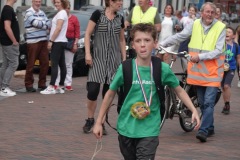Avondvierdaagse-aankomst-03-06-2022-Foto-Ron-Schouwenaar-163
