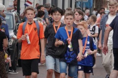 Avondvierdaagse-aankomst-03-06-2022-Foto-Ron-Schouwenaar-19