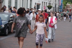 Avondvierdaagse-aankomst-03-06-2022-Foto-Ron-Schouwenaar-24
