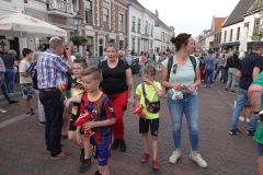 Avondvierdaagse-aankomst-03-06-2022-Foto-Ron-Schouwenaar-32