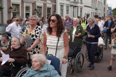 Avondvierdaagse-aankomst-03-06-2022-Foto-Ron-Schouwenaar-57