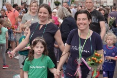 Avondvierdaagse-aankomst-03-06-2022-Foto-Ron-Schouwenaar-88