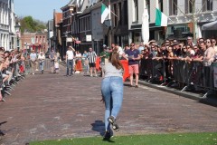 Eierwerpen-18-04-2022-Foto-Ron-Schouwenaar-125
