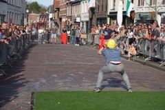 Eierwerpen-18-04-2022-Foto-Ron-Schouwenaar-141