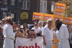 Eierwerpen-18-04-2022-Foto-Ron-Schouwenaar-62