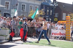 Eierwerpen-18-04-2022-Foto-Ron-Schouwenaar-90