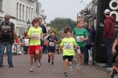 Familieloop-De-10-van-t-Aogje-17-09-2023-Foto-Corne-Wijnigs-55