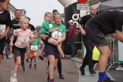 Familieloop-De-10-van-t-Aogje-17-09-2023-Foto-Corne-Wijnigs-75