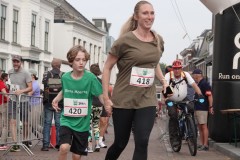 Familieloop-De-10-van-t-Aogje-17-09-2023-Foto-Corne-Wijnigs-90