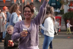Koningsdag-2023-middag-27-04-2023-Foto-Corne-Wijnings-33