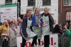 Eierwerpen-Kinderen-01-04-2024-Foto-Ron-Schouwenaar-22