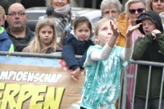 Eierwerpen-Kinderen-01-04-2024-Foto-Ron-Schouwenaar-53