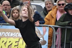Eierwerpen-Kinderen-01-04-2024-Foto-Ron-Schouwenaar-54