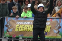 Eierwerpen-Kinderen-01-04-2024-Foto-Ron-Schouwenaar-67