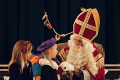 Sinterklaas-in-de-Koe-24-11-2024-Foto-Ron-Schouwenaar-16