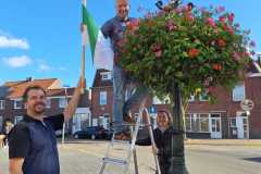 Vlaggetjes-lantaarnpalen-27-10-2024-Foto-Wibout-van-Dort-2