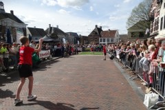 Eierwerpen-jeugd-06-04-2026-Foto-Ron-Schouwenaar-134-Groot
