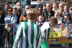 Eierwerpen-jeugd-06-04-2026-Foto-Ron-Schouwenaar-14-Groot