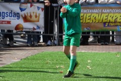 Eierwerpen-jeugd-06-04-2026-Foto-Ron-Schouwenaar-98-Groot