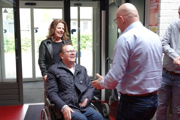Ronald Huismans, Lintje Princenhage, Orde van Oranje-Nassau, De Koe, Boaz Adank, Aogse Bluf, Koninklijke onderscheiding