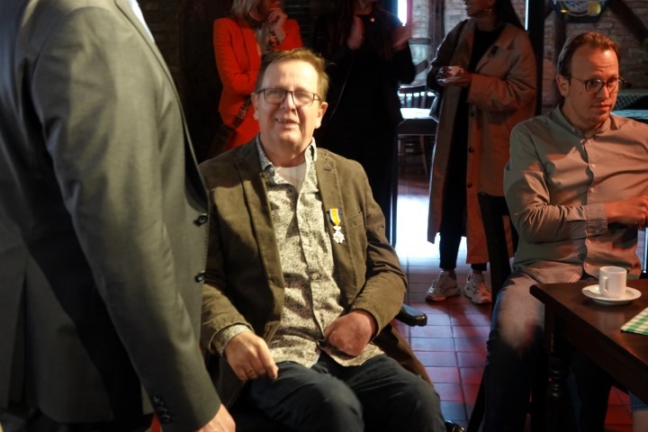 Ronald Huismans, Lintje Princenhage, Orde van Oranje-Nassau, De Koe, Boaz Adank, Aogse Bluf, Koninklijke onderscheiding