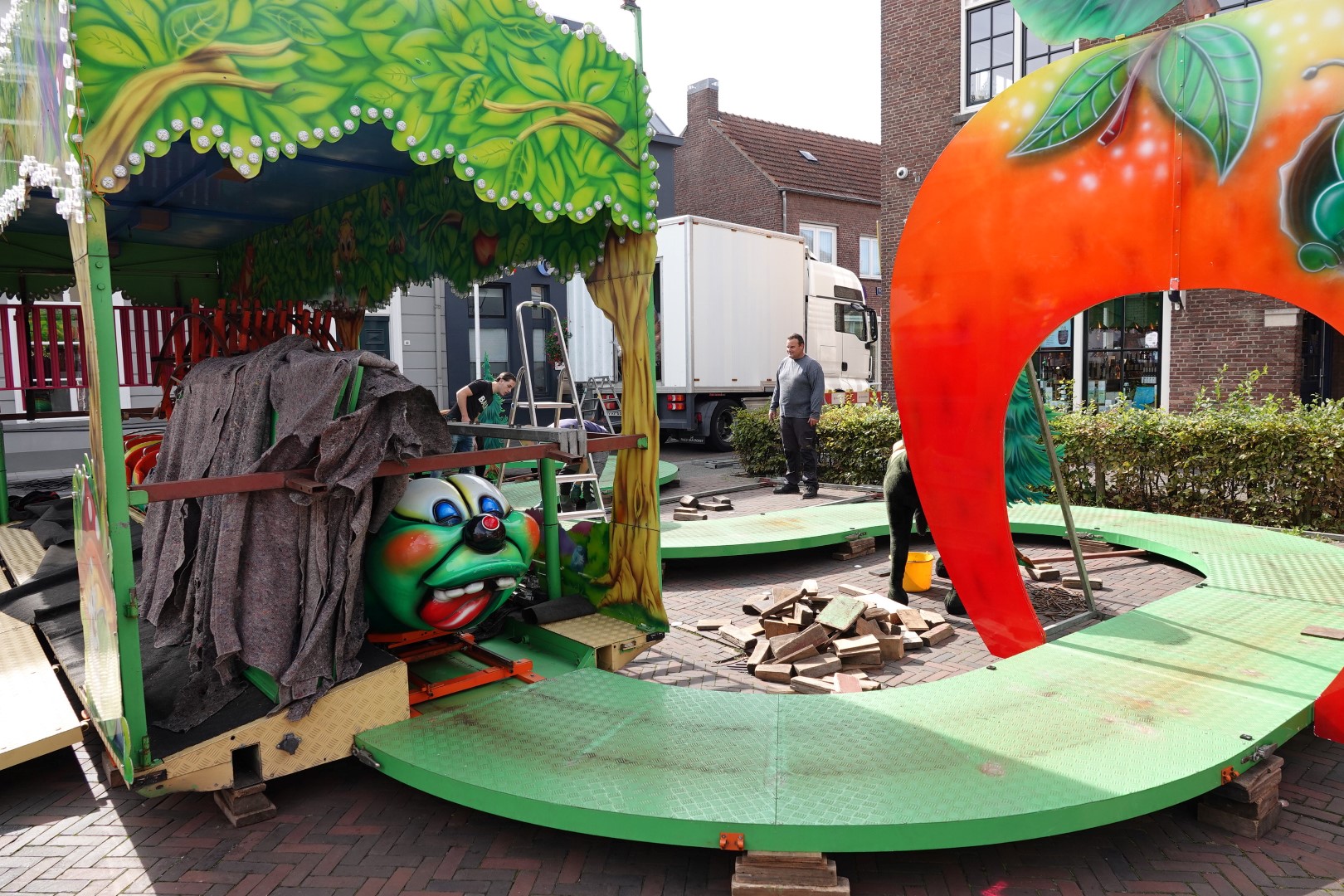 Kermis, Kermis Princenhage, Haagsemarkt, Opbouw