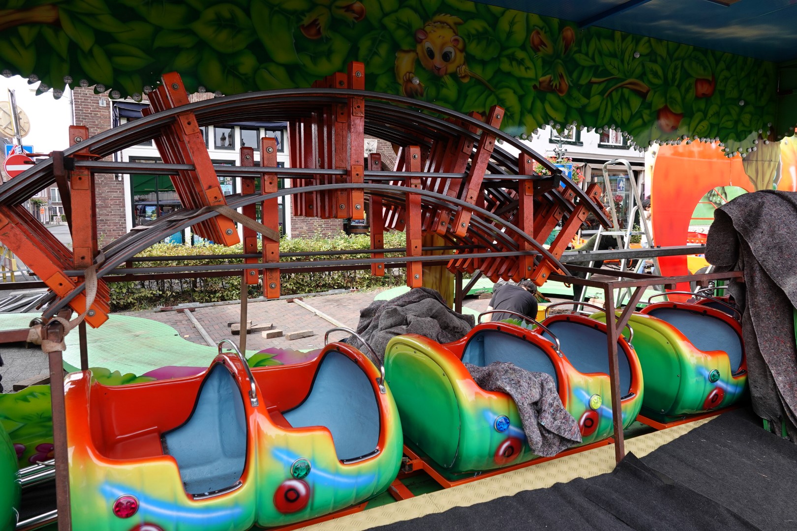 Kermis, Kermis Princenhage, Haagsemarkt, Opbouw