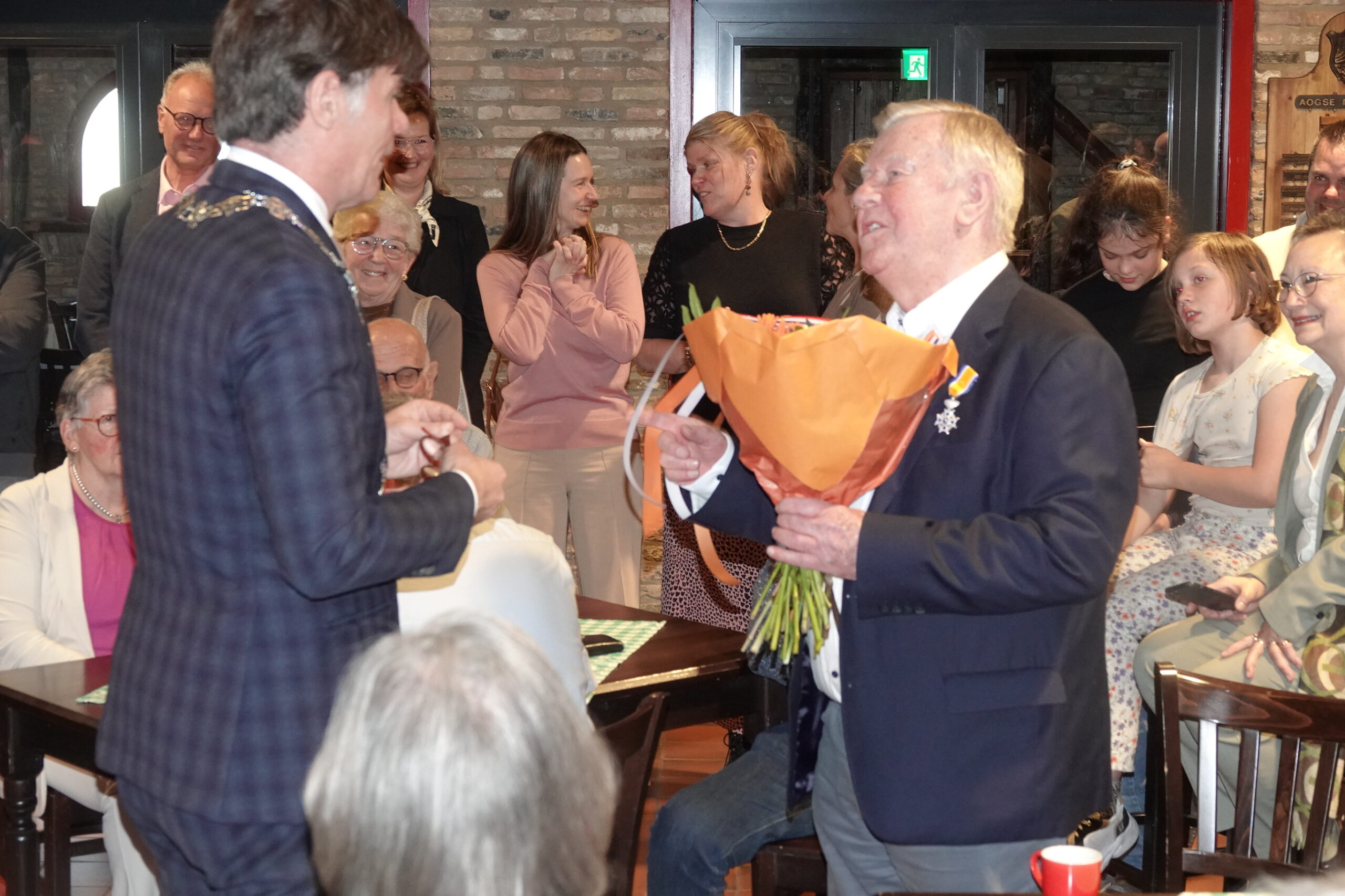 Koninklijke onderscheiding, Lintje, Princenhage, Ad van den Enden, SCC De Koe, Rolstoelcarnaval Breda, Penningmeester, Digna Nierpatiëntenvereniging