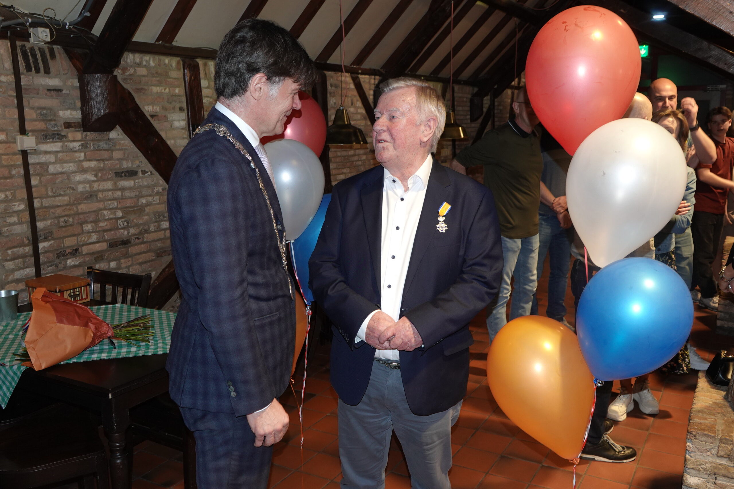 Koninklijke onderscheiding, Lintje, Princenhage, Ad van den Enden, SCC De Koe, Rolstoelcarnaval Breda, Penningmeester, Digna Nierpatiëntenvereniging