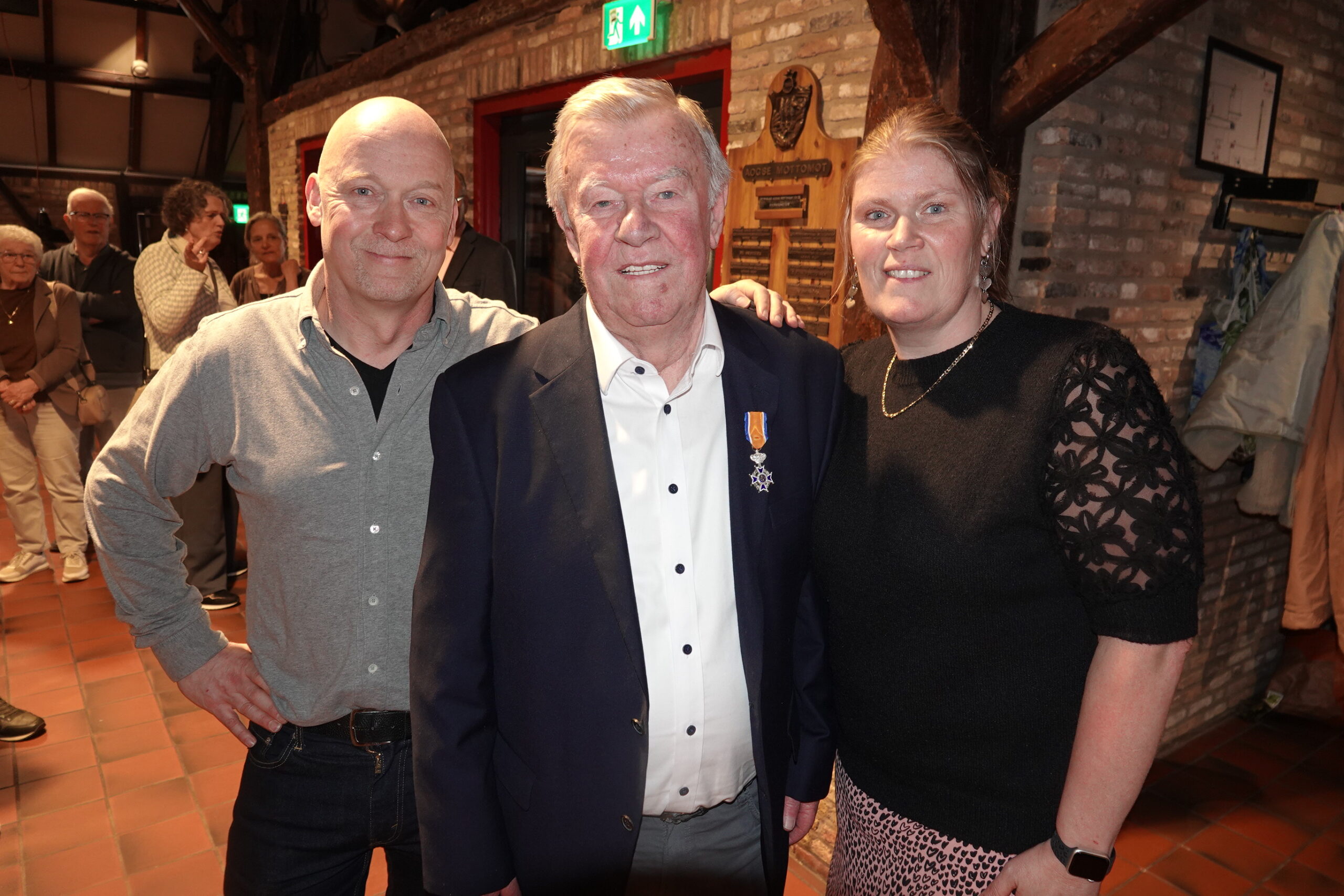 Koninklijke onderscheiding, Lintje, Princenhage, Ad van den Enden, SCC De Koe, Rolstoelcarnaval Breda, Penningmeester, Digna Nierpatiëntenvereniging